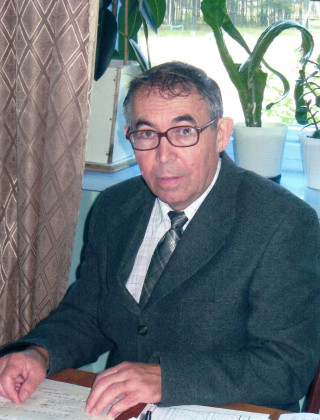 Новиков Сергей Дмитриевич.