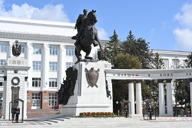 Уфа празднует 450-летие. Уфа празднует 450-летие.